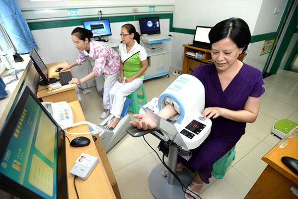 ����С�ݽ��h�����ˑ�(y��ng)���I�B(y��ng)�T�\